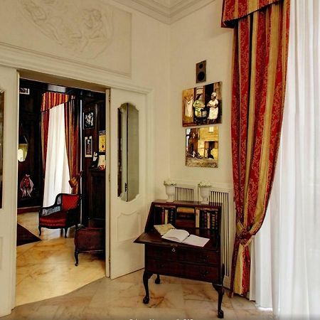 Palazzo Magnocavallo B&B Naples Exterior photo